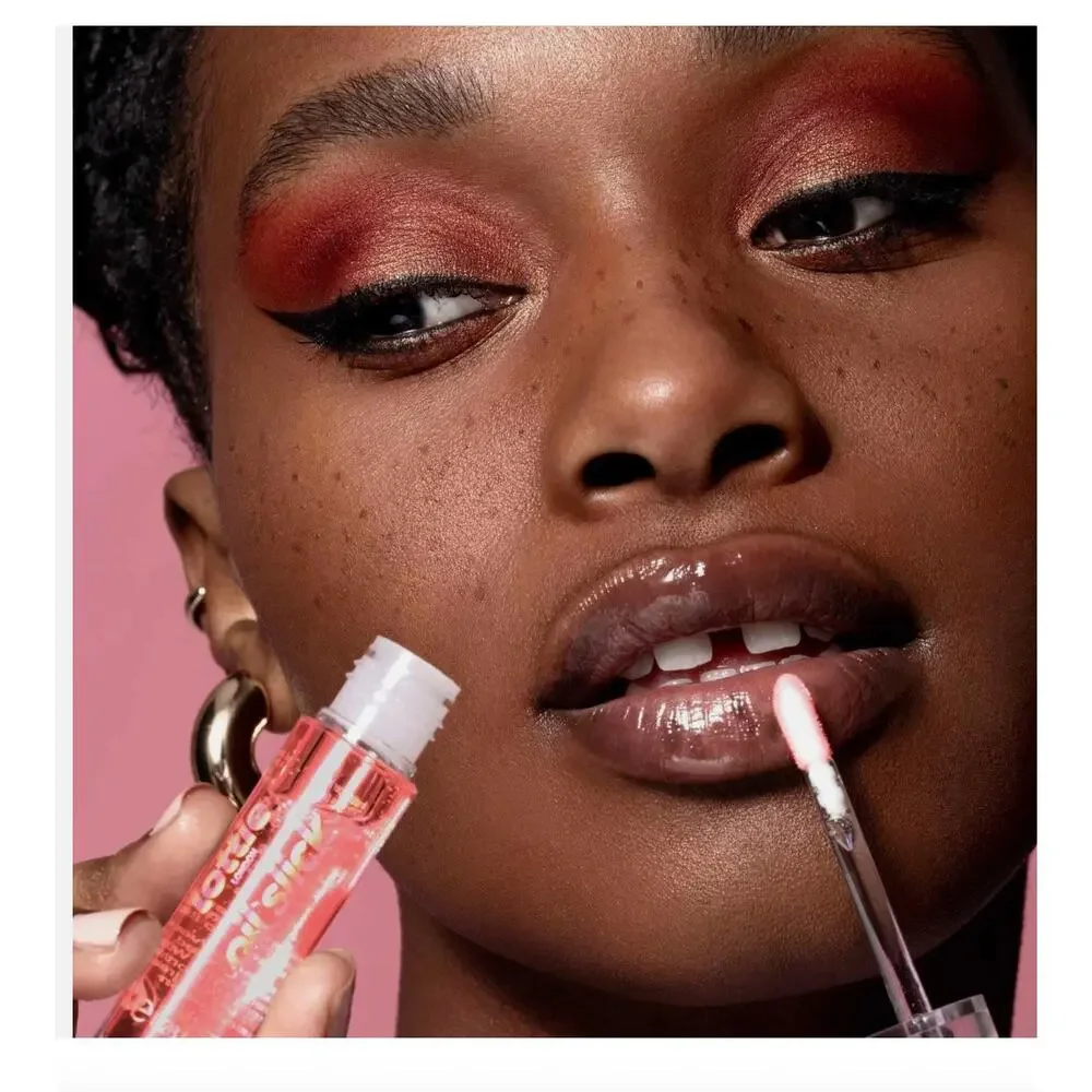 LOTTIE Lip Oil Oil Slick Peachy Cheeks NEW